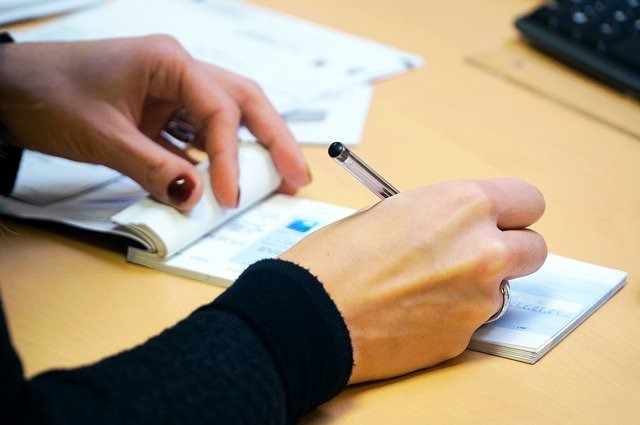 Il diritto al mantenimento in caso di nuova relazione, anche senza convivenza